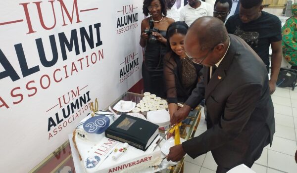 IUM Officially Launches Alumni Scholarship Fund